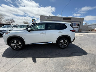 Used 2023 Nissan Rogue SL w/ SL Premium Package image 1