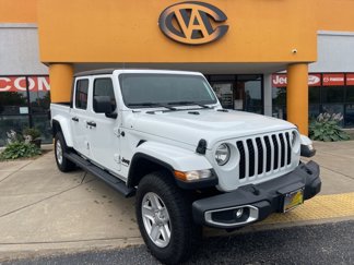 Used 2023 Jeep Gladiator Sport image 1