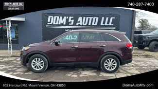 Used 2017 Kia Sorento LX w/ LX Convenience Package image 1