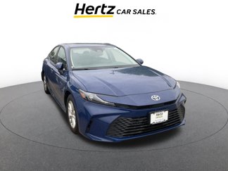 Used 2025 Toyota Camry LE image 1