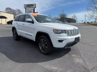 Used 2017 Jeep Grand Cherokee Limited image 1