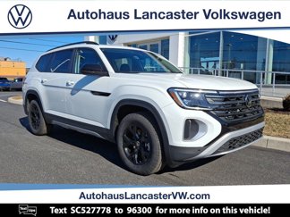 New 2025 Volkswagen Atlas Peak Edition SE image 1