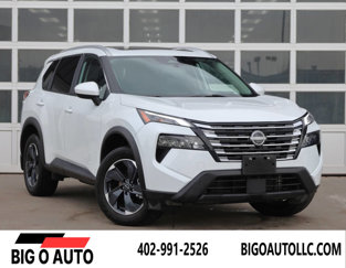 Used 2024 Nissan Rogue SV w/ SV Premium Package image 1