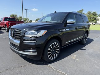 Used 2024 Lincoln Navigator Black Label image 1