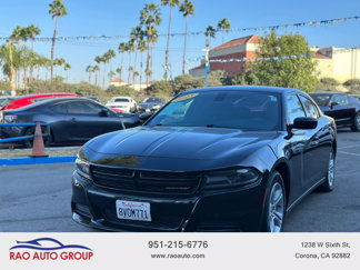Used 2018 Dodge Charger SXT image 1