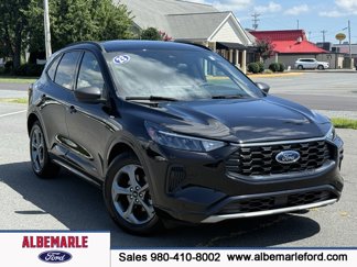 Used 2023 Ford Escape ST-Line w/ Tech Pack #1 image 1
