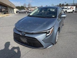 Used 2024 Toyota Corolla LE image 1