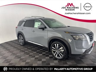 New 2025 Nissan Pathfinder Platinum image 1
