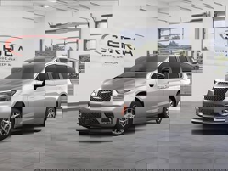 New 2025 Chrysler Pacifica Select image 1