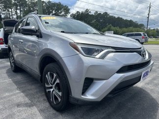 Used 2016 Toyota RAV4 LE image 1