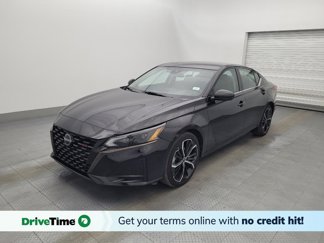 Used 2023 Nissan Altima 2.5 SR image 1