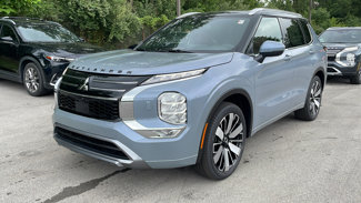 New 2025 Mitsubishi Outlander SEL image 1