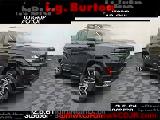 New 2025 Jeep Grand Cherokee L Limited image 1