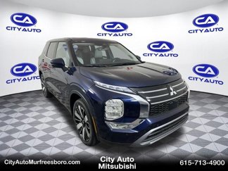 New 2025 Mitsubishi Outlander SE image 1