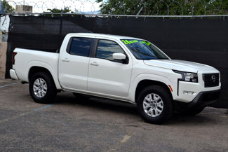Used 2024 Nissan Frontier SV image 1