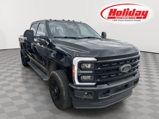 Used 2023 Ford F250 4x4 Crew Cab Super Duty image 1