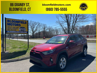 Used 2021 Toyota RAV4 XLE image 1