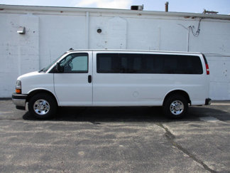 Used 2017 Chevrolet Express 3500 LT w/ LT Preferred Equipment Group image 1