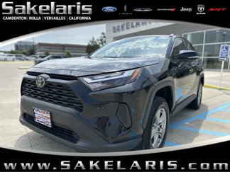 Used 2023 Toyota RAV4 XLE image 1