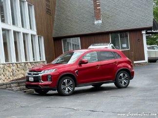 Used 2022 Mitsubishi Outlander Sport SE image 1