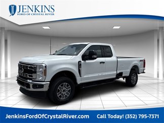 New 2025 Ford F350 XLT w/ FX4 Off-Road Package video 1