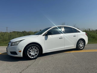 Used 2014 Chevrolet Cruze LS image 1