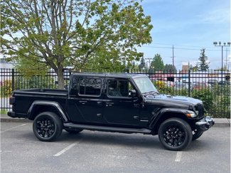 Used 2023 Jeep Gladiator Overland image 1