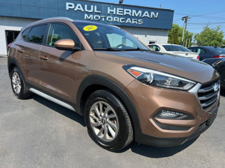 Used 2017 Hyundai Tucson SE image 1