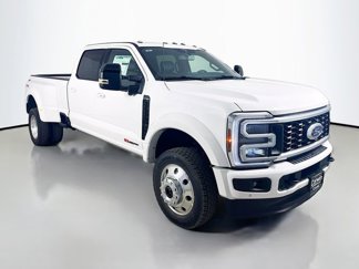 New 2025 Ford F450 Platinum image 1