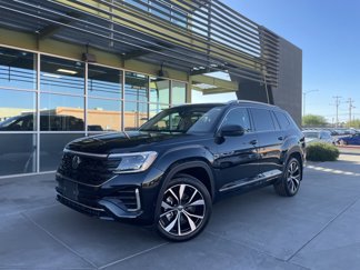 Used 2024 Volkswagen Atlas SEL Premium R-Line image 1