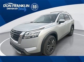 New 2025 Nissan Pathfinder SL w/ SL Premium Package image 1