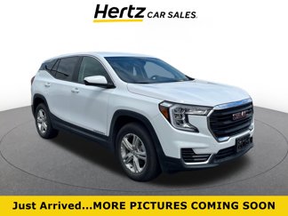 Used 2024 GMC Terrain SLE image 1