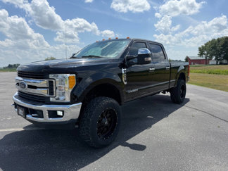 Used 2017 Ford F250 XLT w/ XLT Premium Package image 1
