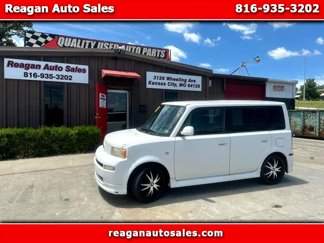 Used 2006 Scion xB image 1