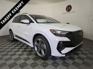 New 2025 Audi Q4 e-tron Prestige image 1