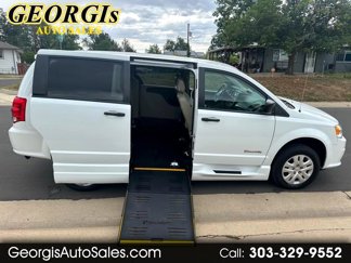 Used 2019 Dodge Grand Caravan SE image 1