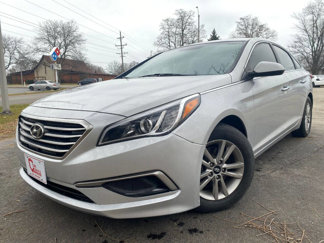 Used 2016 Hyundai Sonata SE image 1