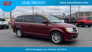 Used 2020 Dodge Grand Caravan SXT image 1