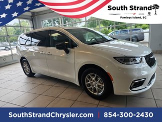 New 2025 Chrysler Pacifica Select image 1