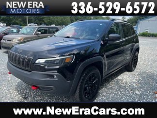 Used 2019 Jeep Cherokee Trailhawk w/ Comfort/Convenience Group image 1