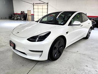 Used 2021 Tesla Model 3 Long Range image 1