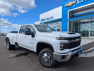 New 2025 Chevrolet Silverado 3500 LT image 1