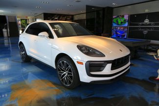 Used 2023 Porsche Macan image 1