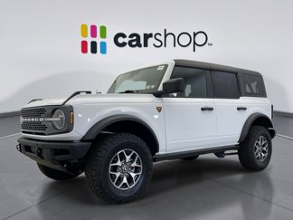 Used 2024 Ford Bronco Badlands image 1