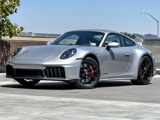 Used 2025 Porsche 911 Carrera GTS image 1