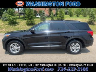 Certified 2022 Ford Explorer XLT w/ Equipment Group 202A image 1