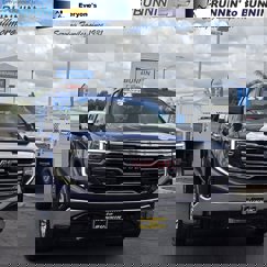 Used 2024 GMC Sierra 1500 SLT image 1