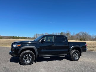 Used 2023 Toyota Tacoma SR5 image 1