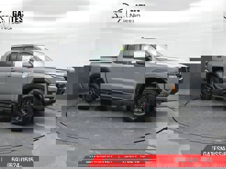 New 2025 Nissan Frontier PRO-4X image 1