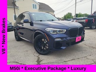 Used 2020 BMW X5 M50i w/ Executive Package image 1